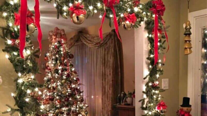 How To Decorate Your Home For Christmas With These Easy Tips