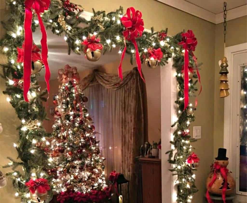 How To Decorate Your Home For Christmas With These Easy Tips