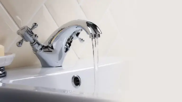 How to Run Plumbing for a Sink